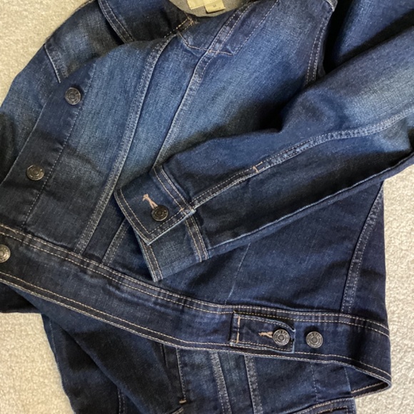 Old Navy Dark Wash Button Front Denim Jacket - Picture 8 of 8